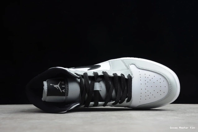 Smoke Jordan Light AIR Mid Grey 554724-092 1 0715